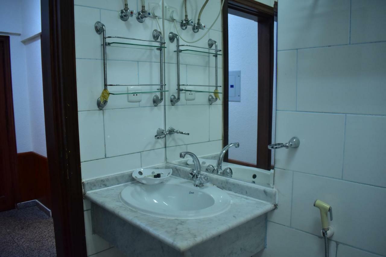 Genac Hotel Янбу Екстериор снимка